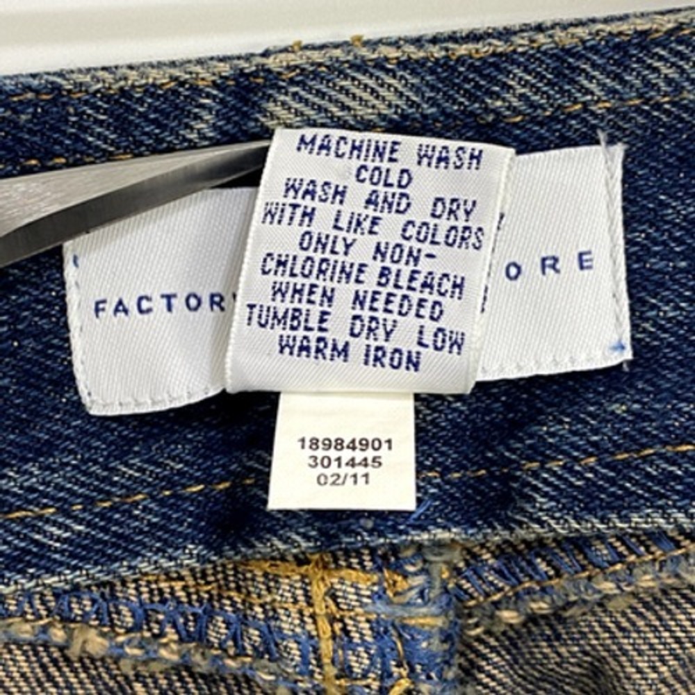 Gap Denim Women's‎ Mini Skirt Size 4 Blue Festival Streetwear Y2k - Picture 7 of 9